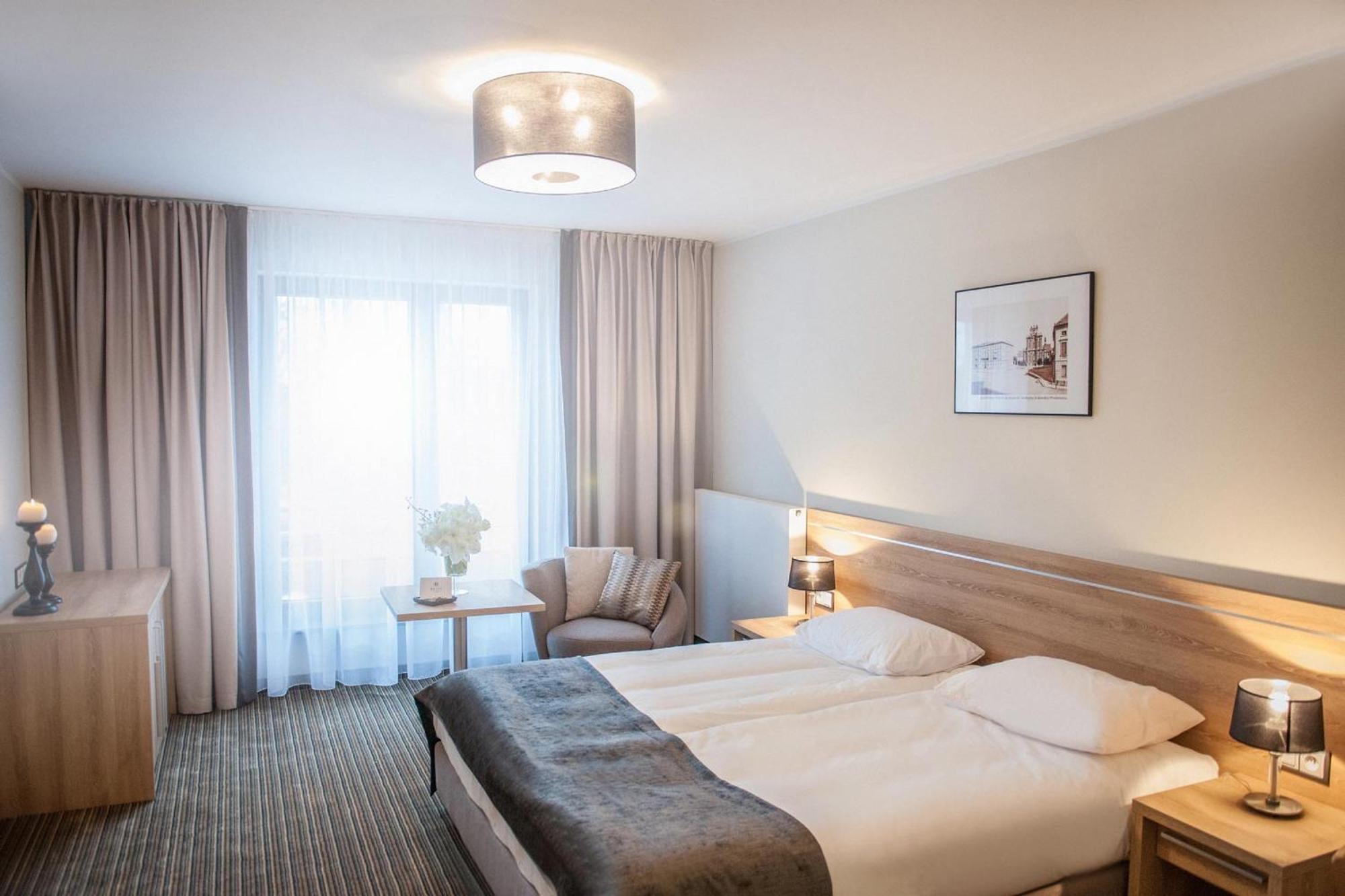 Mercure Wiazowna Brant Szoba fotó